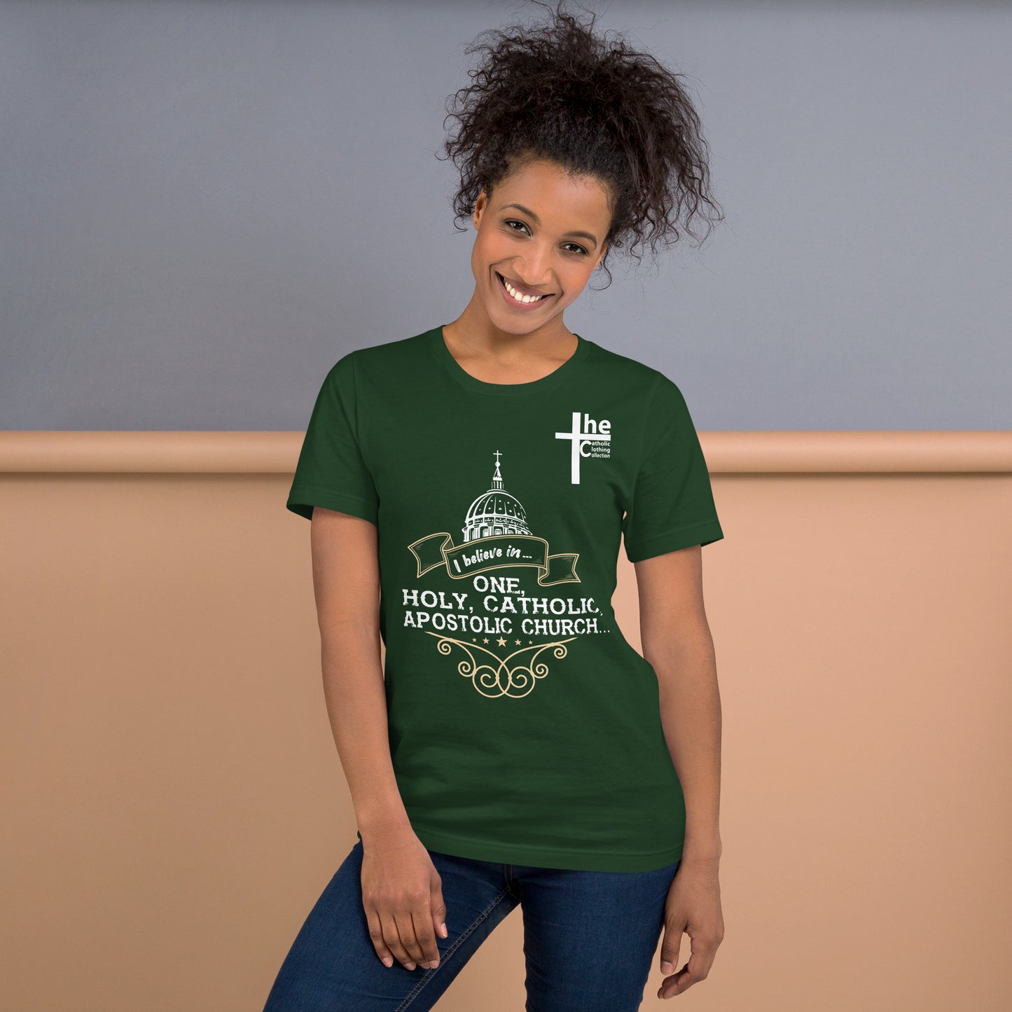 I Believe in One, Holy, Catholic and Apostolic Church Women's t-Shirt