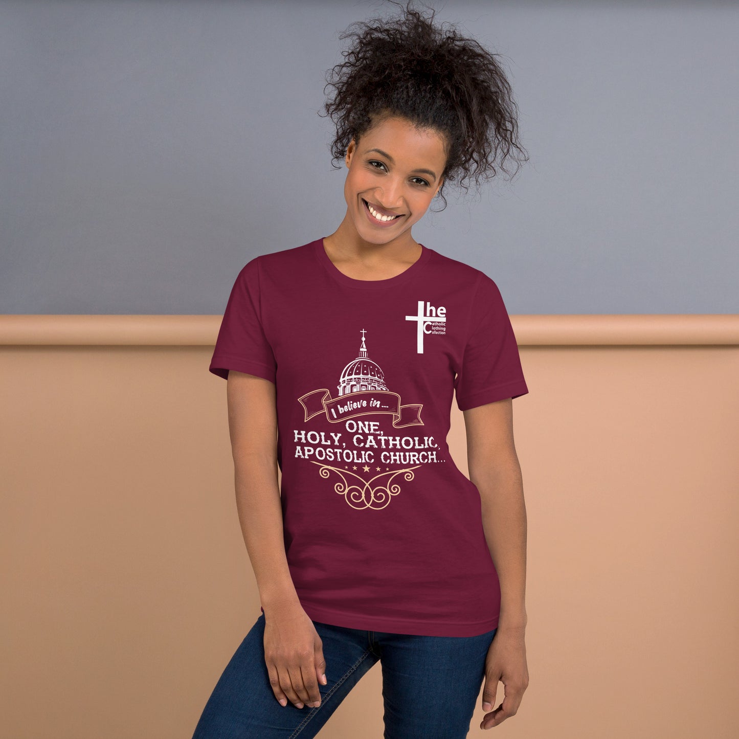 I Believe in One, Holy, Catholic and Apostolic Church Women's t-Shirt
