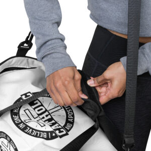 i believe in one, holy, catholic and apostolic church duffle bag